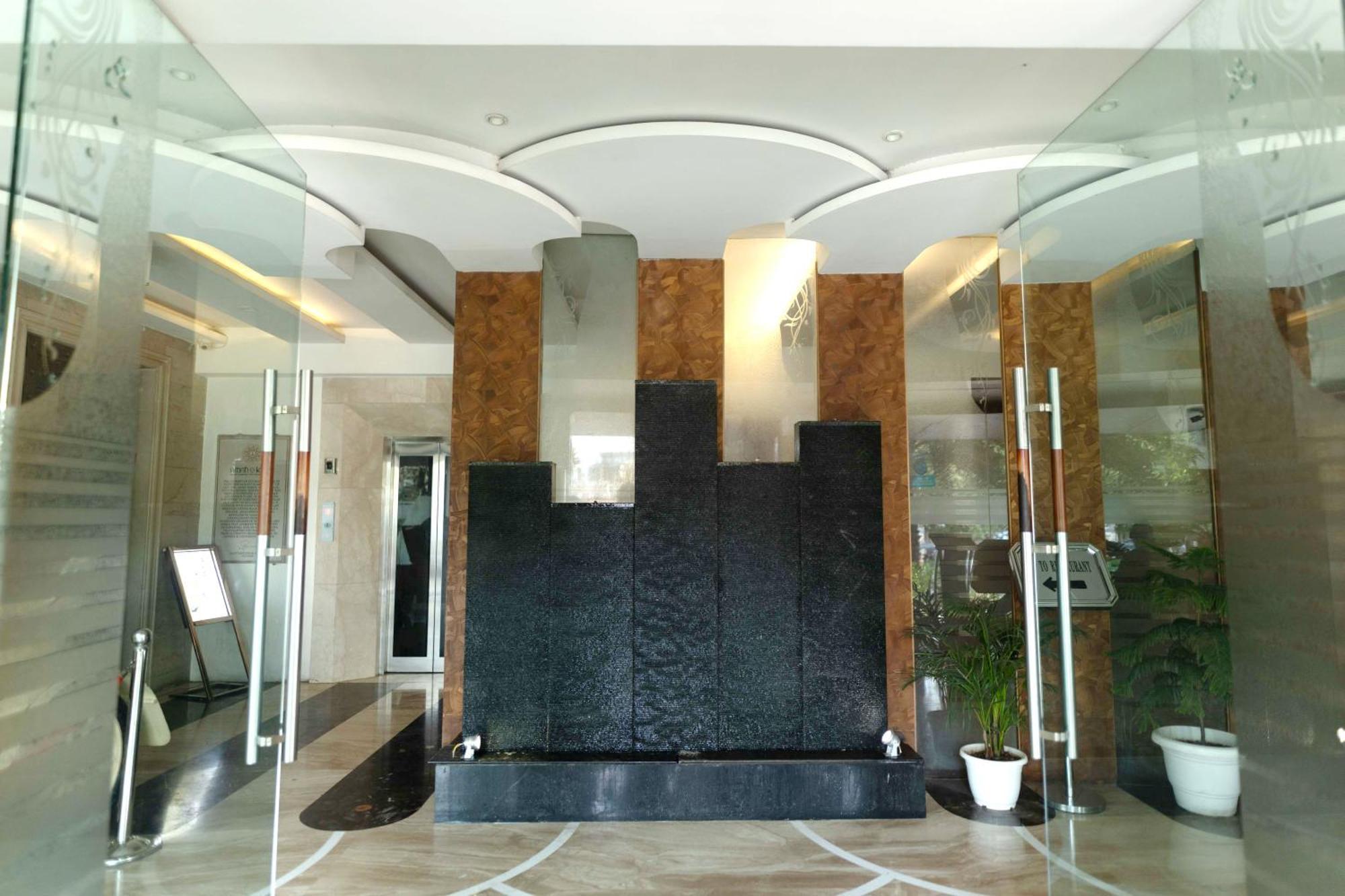 New Hotel Broadway Varanasi Exterior foto