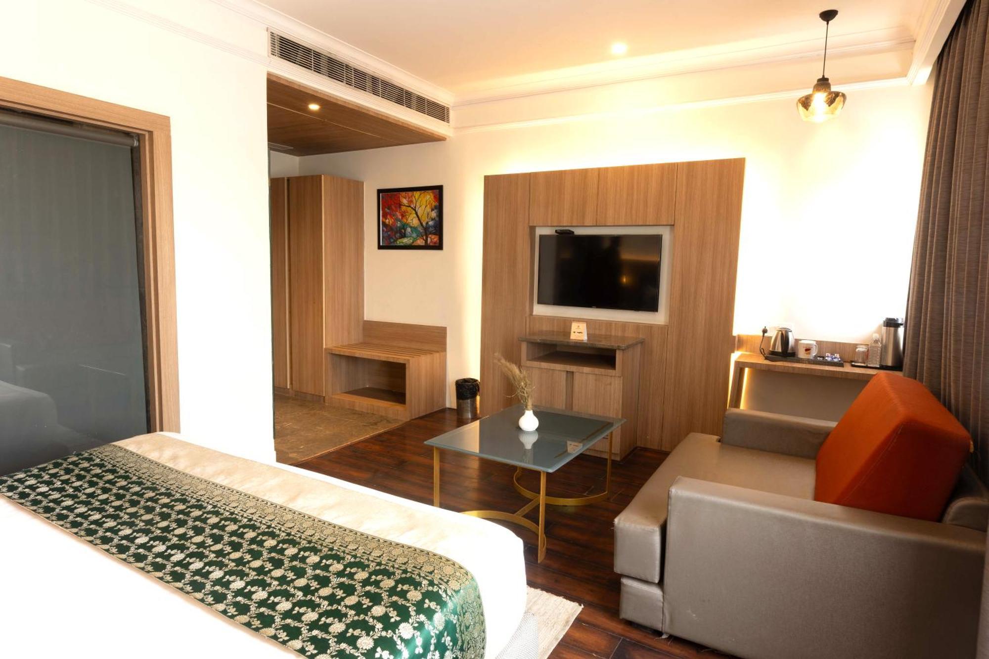 New Hotel Broadway Varanasi Exterior foto