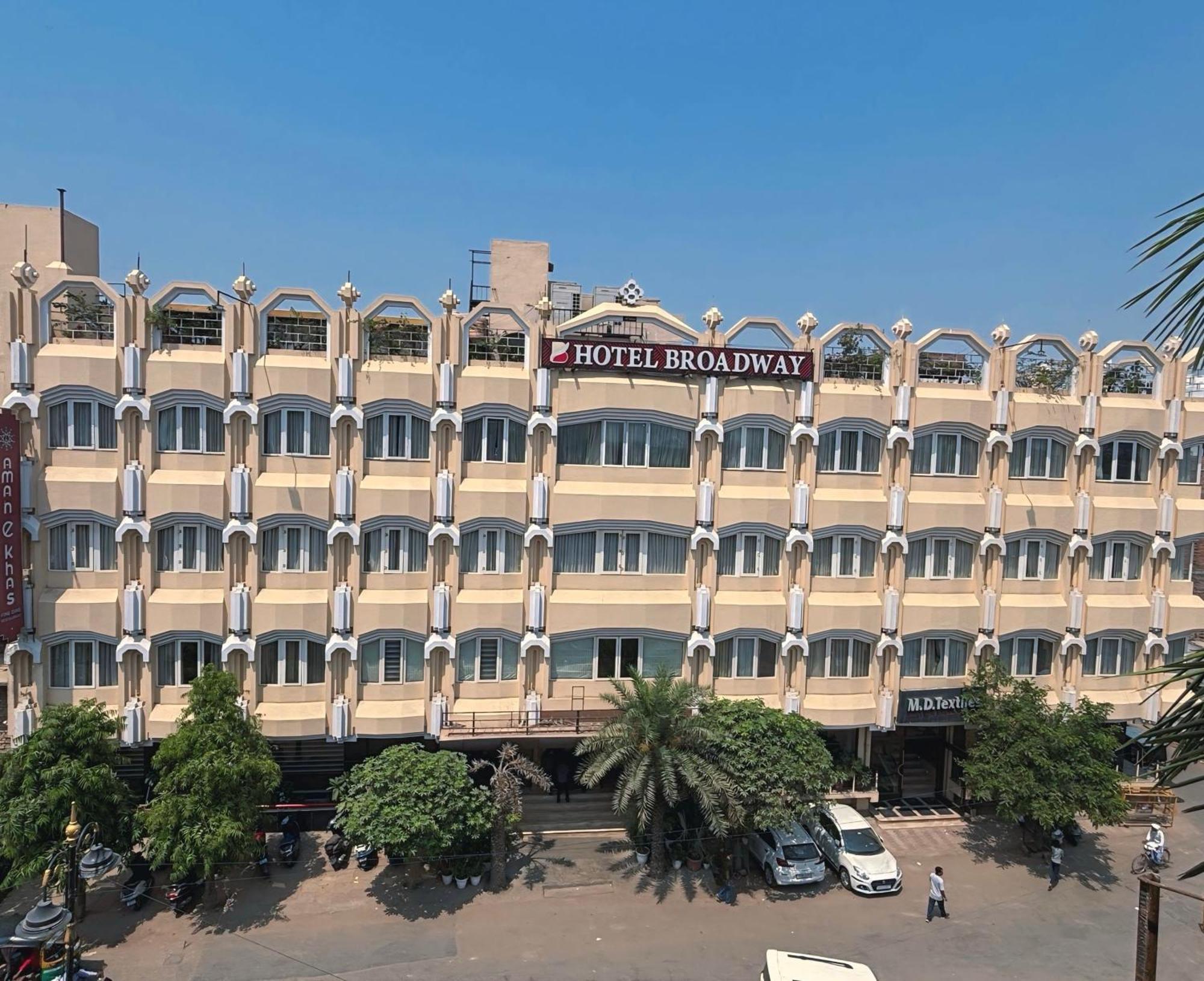 New Hotel Broadway Varanasi Exterior foto
